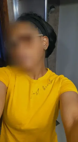 Büsra, 39