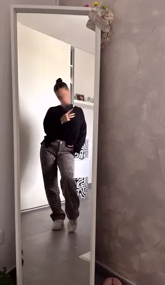 Cara, 21