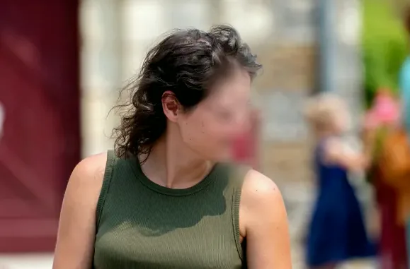Christina, 28