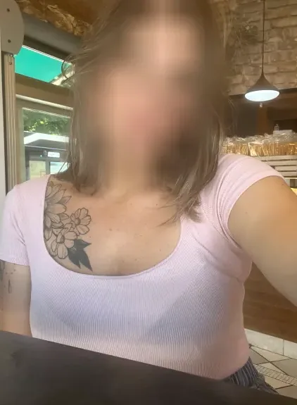 Elena, 40