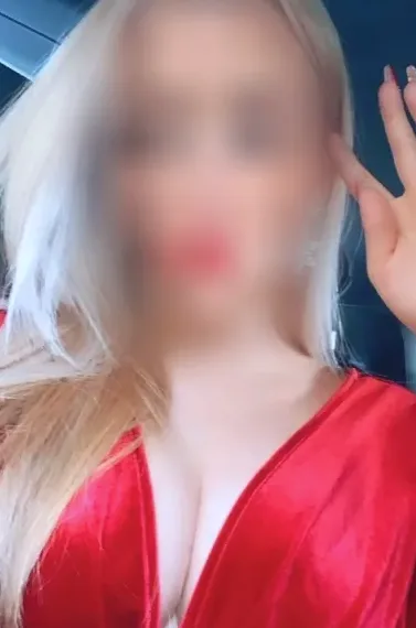 Emilia, 36