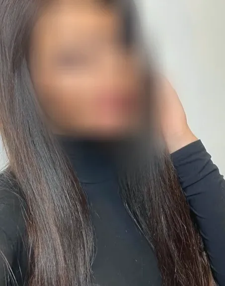 Helena, 28