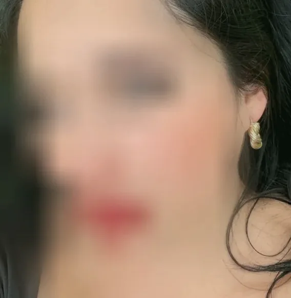 Kathleen, 37