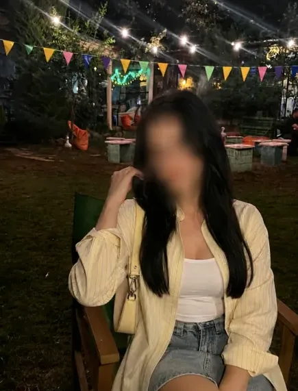 Kim, 24