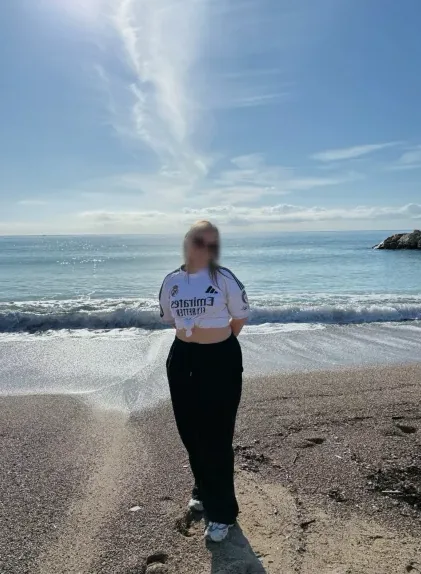 Kira, 20