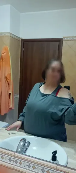 Klara, 38