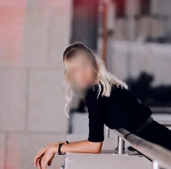 Miriam, 40