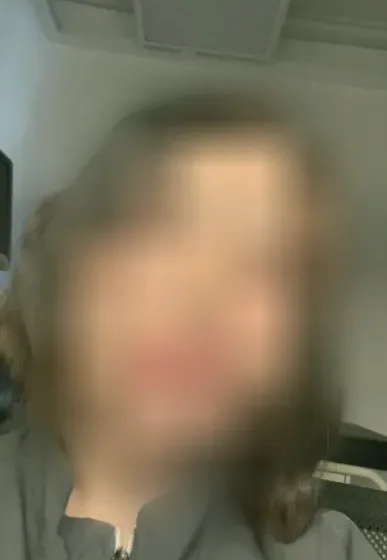 Nina, 36
