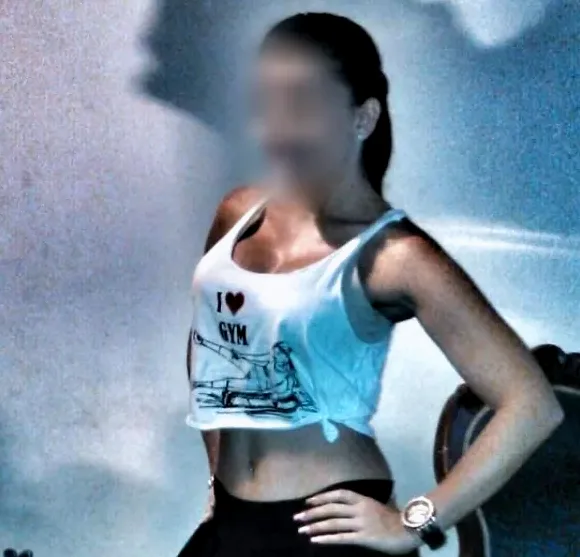 Vanessa, 40